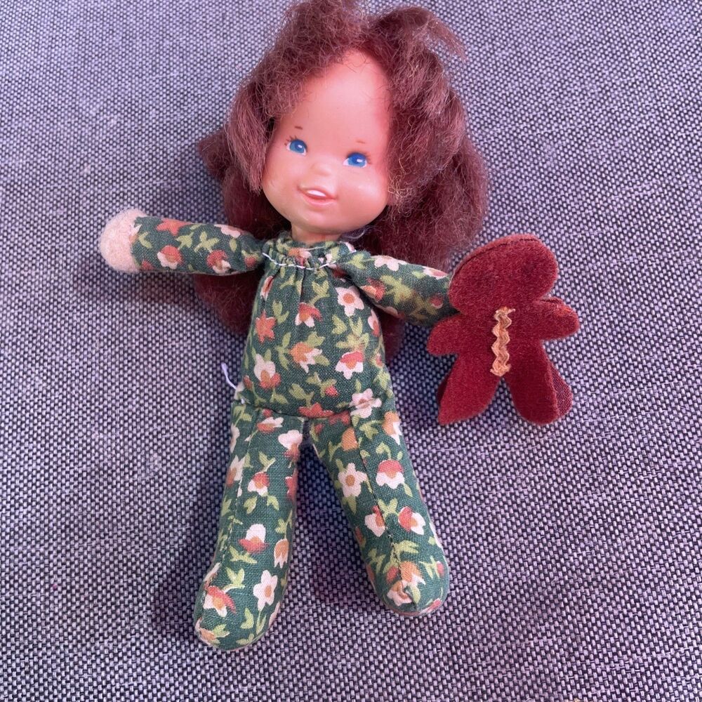 1975 Vintage Honey Hill Bunch - Sweetlee Doll with Gingerbread - Mattel